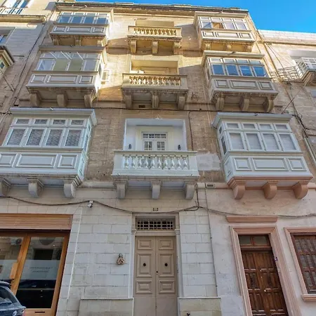 Penthouse شقة فاليتا